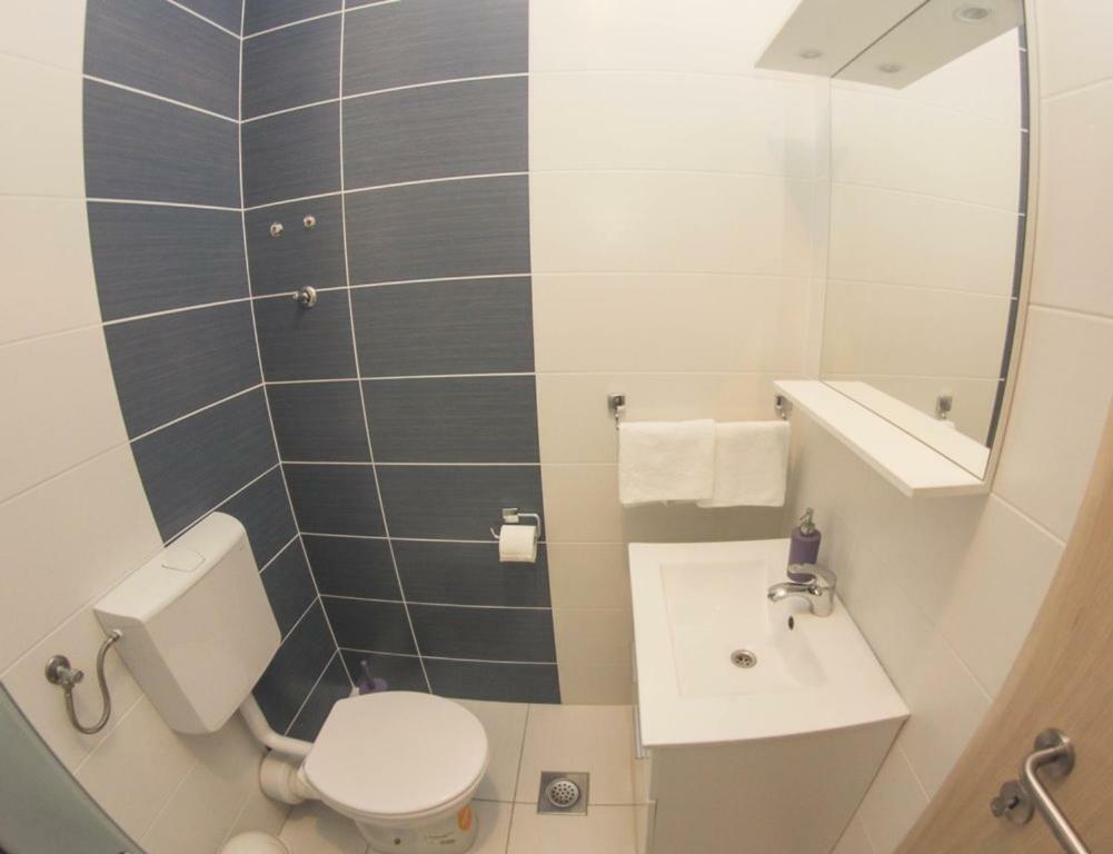 Apartmani Bartolic ロゴズニッツァ エクステリア 写真