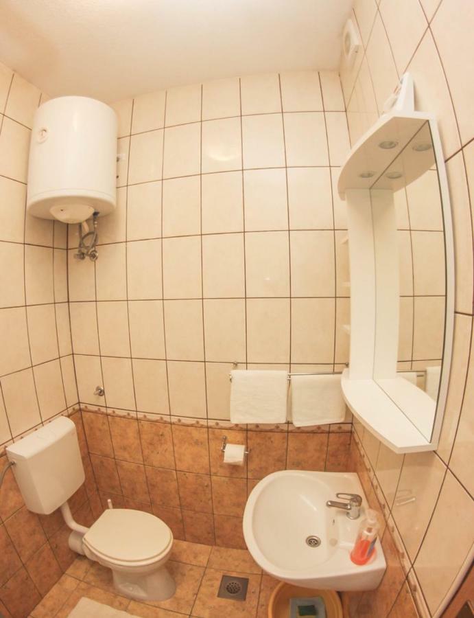 Apartmani Bartolic ロゴズニッツァ エクステリア 写真
