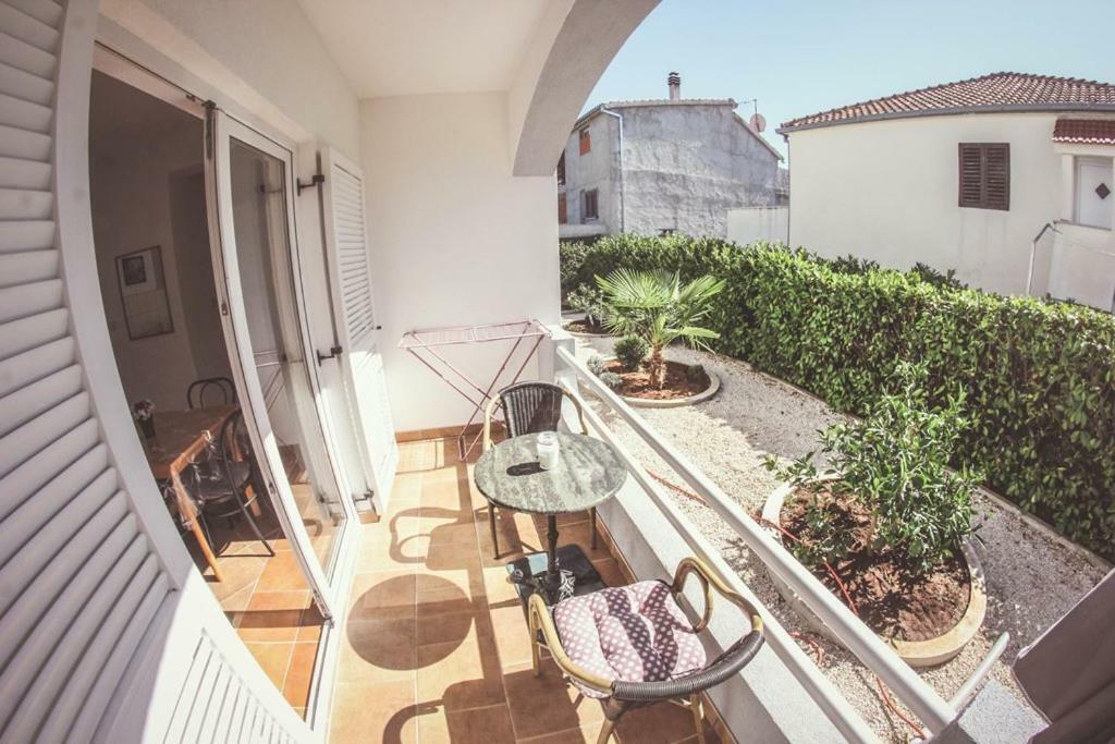 Apartmani Bartolic ロゴズニッツァ エクステリア 写真
